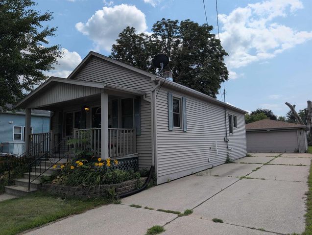 1172 DAY STREET, Green Bay, WI 54302