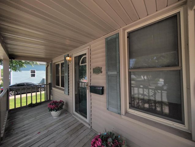 1172 DAY STREET, Green Bay, WI 54302