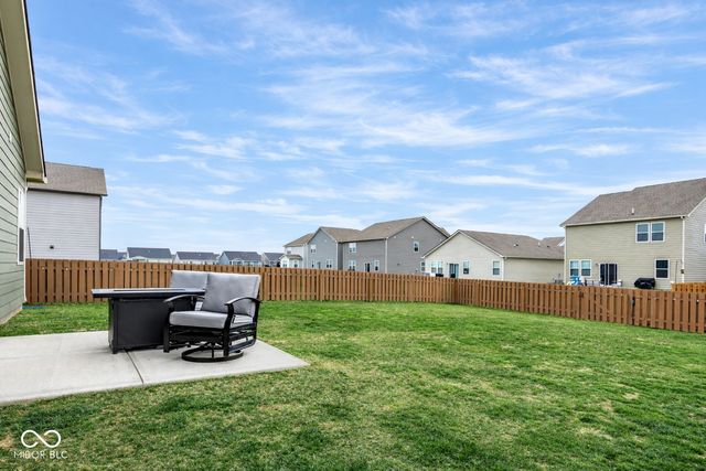 2195 Cooper Run Lane, Whitestown, IN 46075