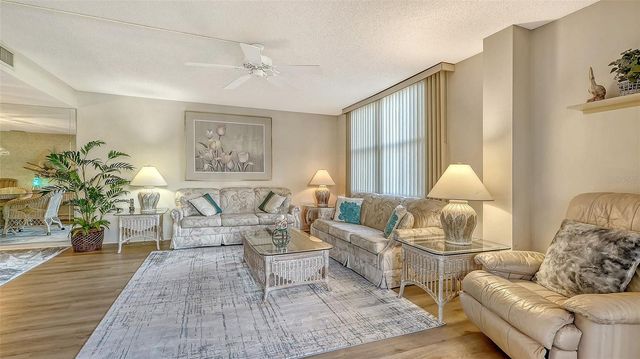 8773 MIDNIGHT PASS ROAD 102G, Sarasota, FL 34242