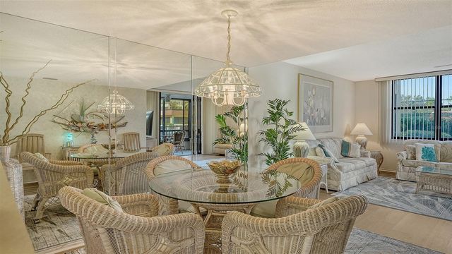 8773 MIDNIGHT PASS ROAD 102G, Sarasota, FL 34242