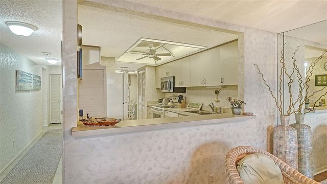 8773 MIDNIGHT PASS ROAD 102G, Sarasota, FL 34242