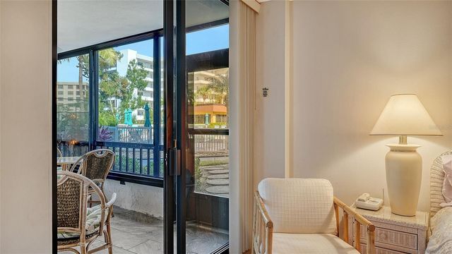 8773 MIDNIGHT PASS ROAD 102G, Sarasota, FL 34242