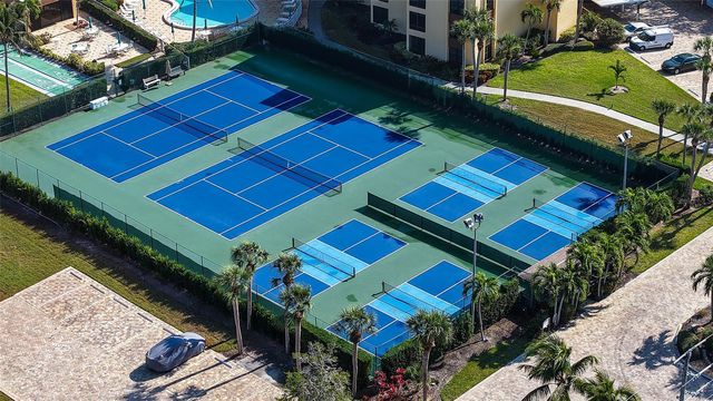 8773 MIDNIGHT PASS ROAD 102G, Sarasota, FL 34242