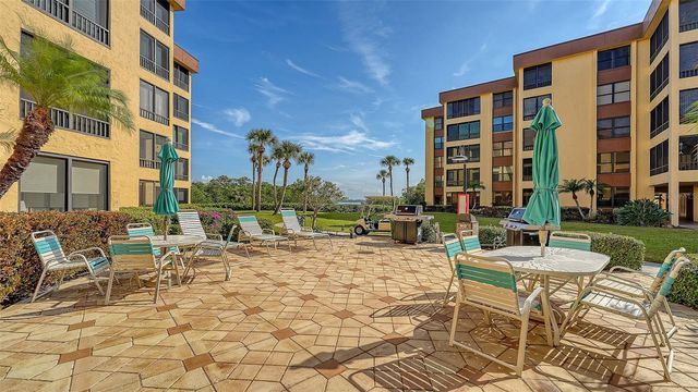 8773 MIDNIGHT PASS ROAD 102G, Sarasota, FL 34242