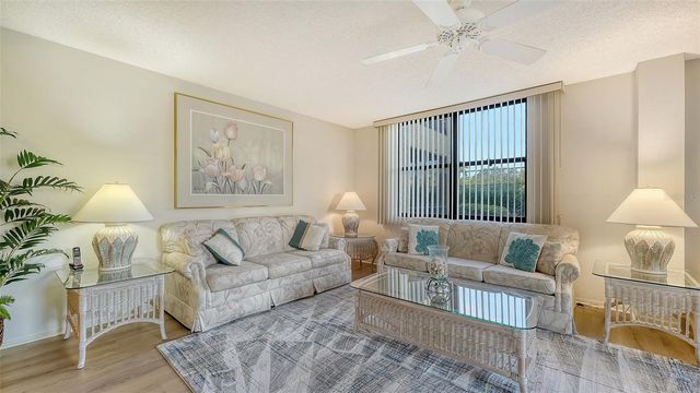 8773 MIDNIGHT PASS ROAD 102G, Sarasota, FL 34242