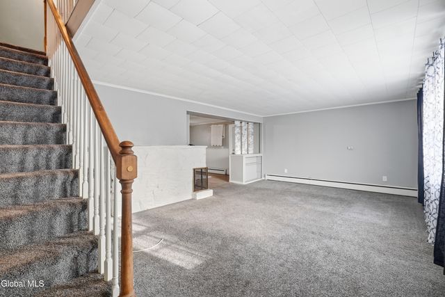 25 111th Street, Troy, NY 12182