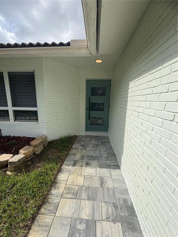 1218 NW 111th Ave, Coral Springs, FL 33071