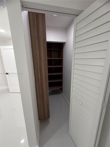 1218 NW 111th Ave, Coral Springs, FL 33071