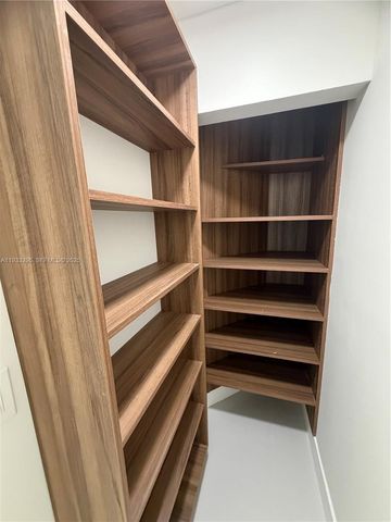 1218 NW 111th Ave, Coral Springs, FL 33071