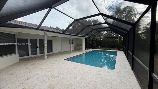 1218 NW 111th Ave, Coral Springs, FL 33071