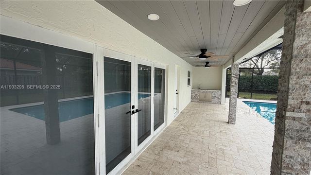 1218 NW 111th Ave, Coral Springs, FL 33071