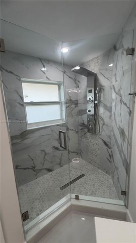 1218 NW 111th Ave, Coral Springs, FL 33071