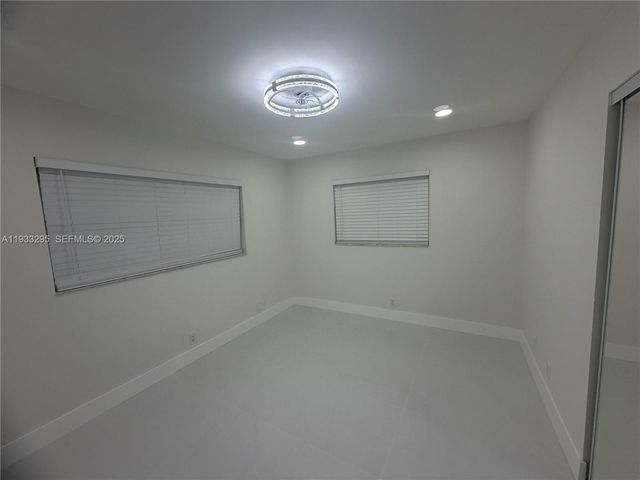 1218 NW 111th Ave, Coral Springs, FL 33071