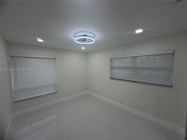 1218 NW 111th Ave, Coral Springs, FL 33071