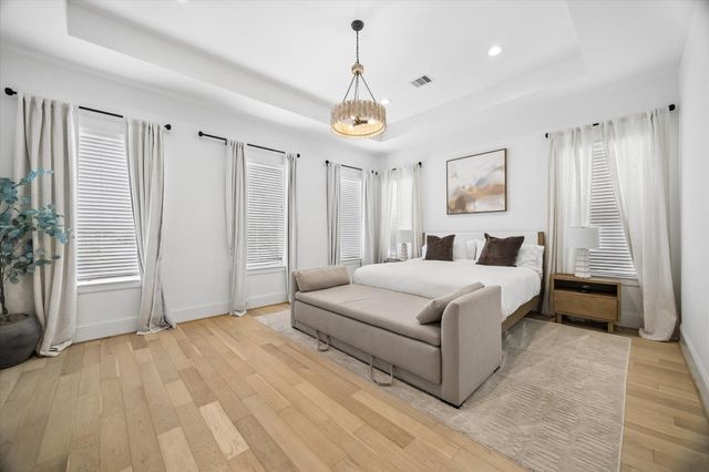 826 Nadine Street, Houston, TX 77009