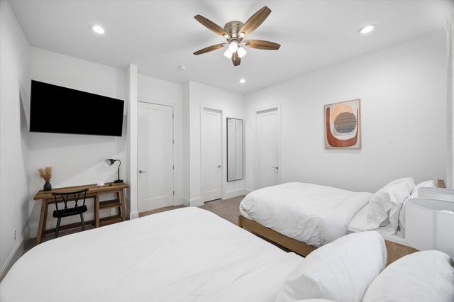 826 Nadine Street, Houston, TX 77009