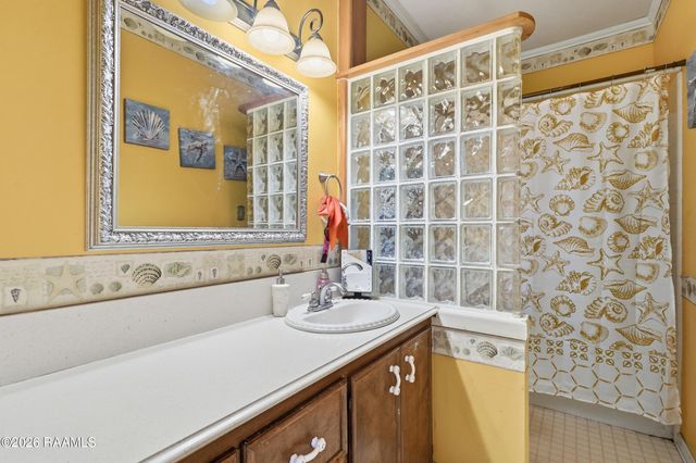 408 Wildwood Drive, New Iberia, LA 70560