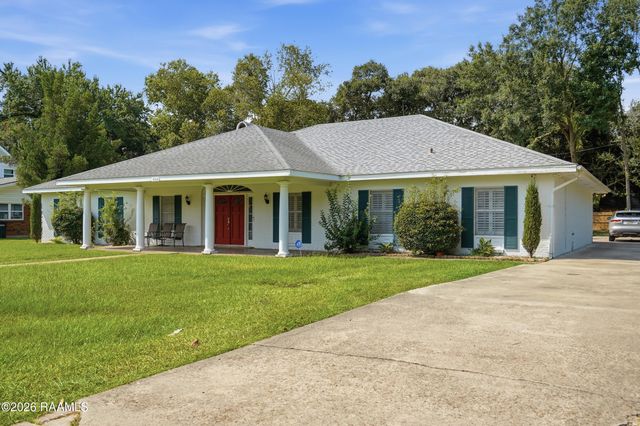 408 Wildwood Drive, New Iberia, LA 70560