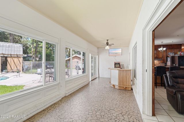 408 Wildwood Drive, New Iberia, LA 70560