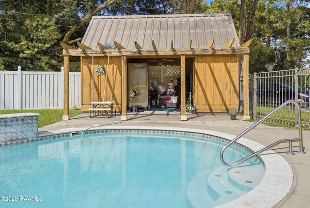 408 Wildwood Drive, New Iberia, LA 70560