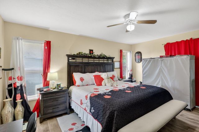 943 SE Brookedge Avenue E, Port St Lucie, FL 34983