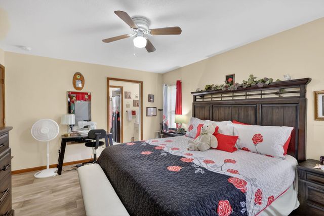 943 SE Brookedge Avenue E, Port St Lucie, FL 34983