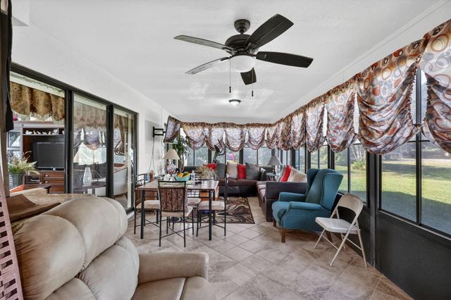 943 SE Brookedge Avenue E, Port St Lucie, FL 34983