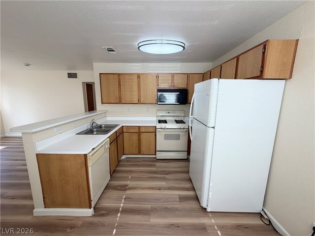 4648 Krissylouise Way A, Las Vegas, NV 89121