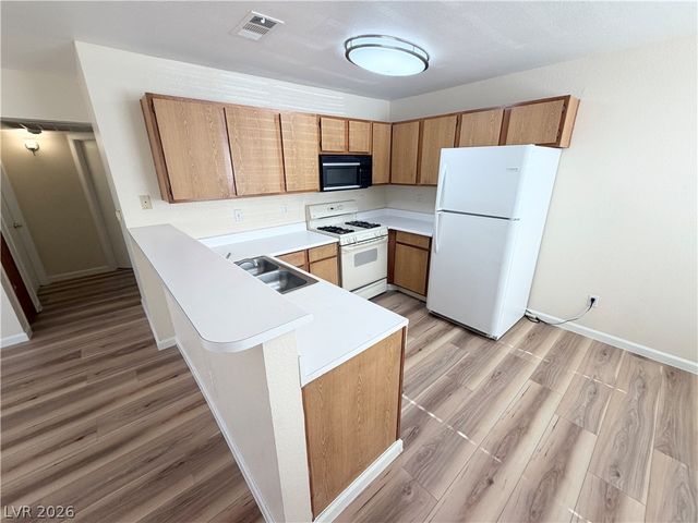 4648 Krissylouise Way A, Las Vegas, NV 89121