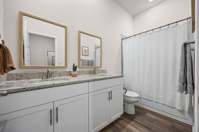 369 Sue Peaks LOOP, Dripping Springs, TX 78620