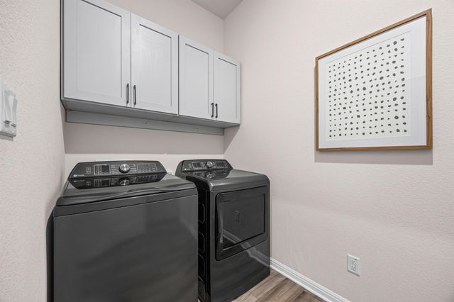 369 Sue Peaks LOOP, Dripping Springs, TX 78620