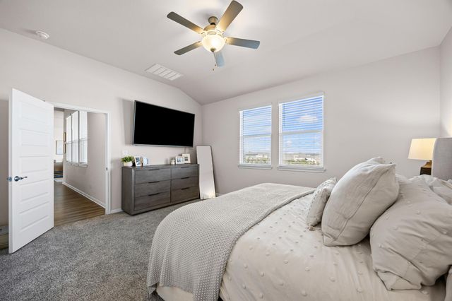 369 Sue Peaks LOOP, Dripping Springs, TX 78620