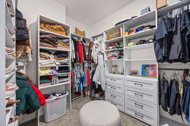 369 Sue Peaks LOOP, Dripping Springs, TX 78620