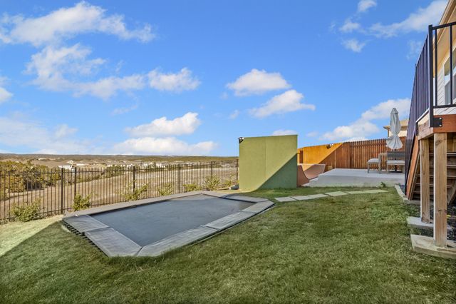 369 Sue Peaks LOOP, Dripping Springs, TX 78620