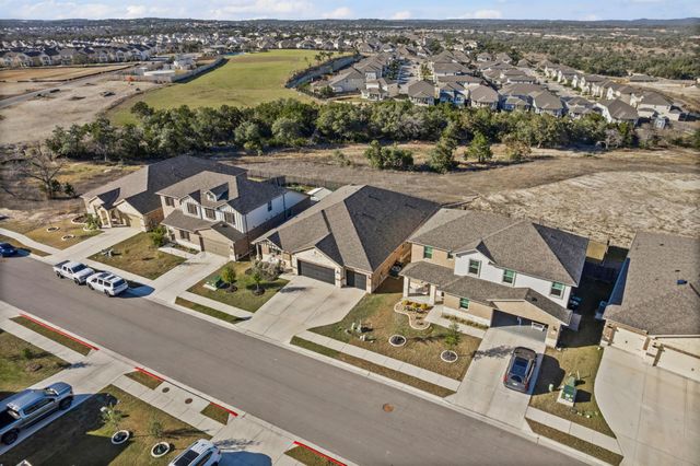 369 Sue Peaks LOOP, Dripping Springs, TX 78620