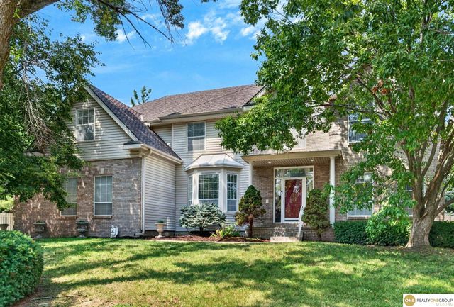 15922 Burt Street, Omaha, NE 68118