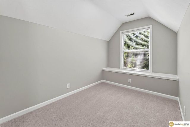 15922 Burt Street, Omaha, NE 68118