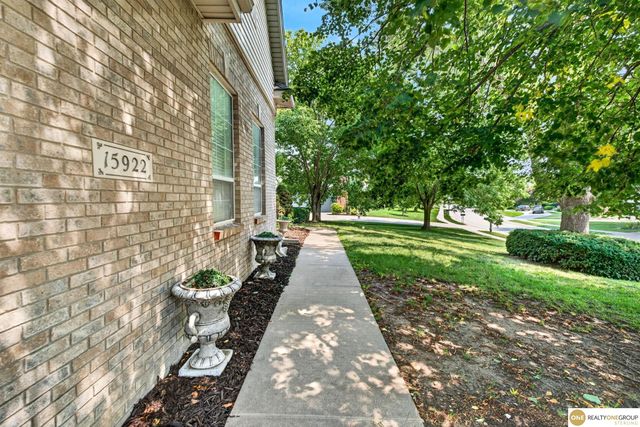 15922 Burt Street, Omaha, NE 68118