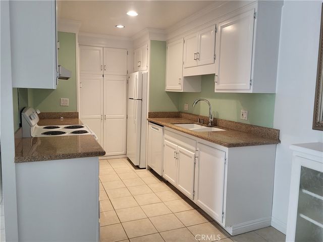 2103 Ronda Granada A, Laguna Woods, CA 92637