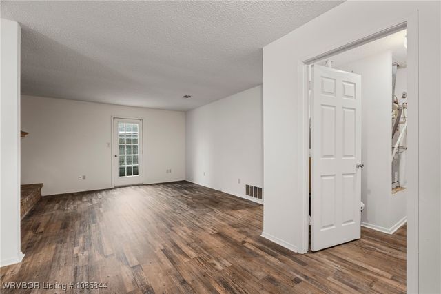 3426, 3424 Bryn Mawr Circle, Fort Smith, AR 72908