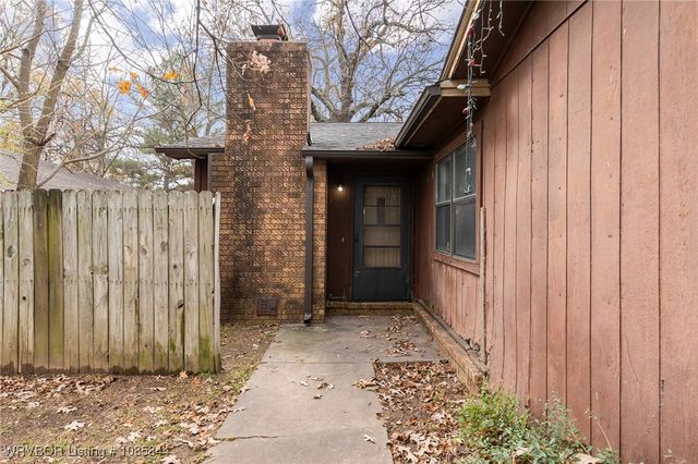 3426, 3424 Bryn Mawr Circle, Fort Smith, AR 72908