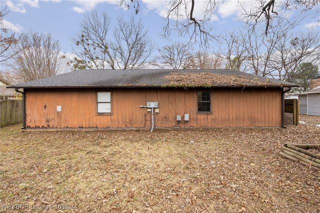 3426, 3424 Bryn Mawr Circle, Fort Smith, AR 72908