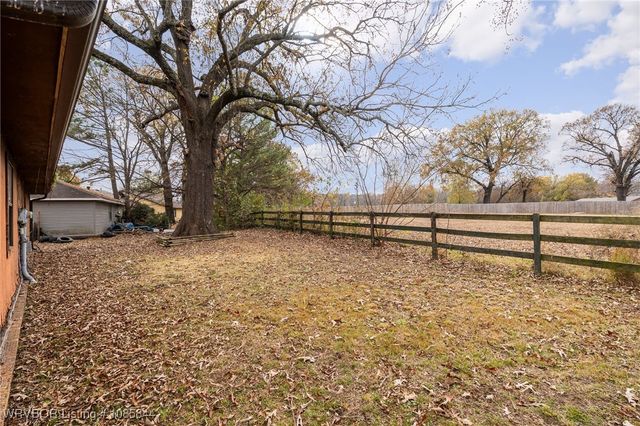 3426, 3424 Bryn Mawr Circle, Fort Smith, AR 72908