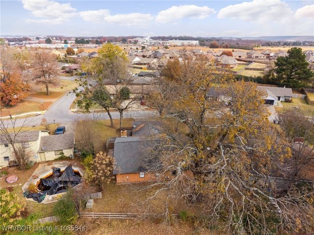 3426, 3424 Bryn Mawr Circle, Fort Smith, AR 72908