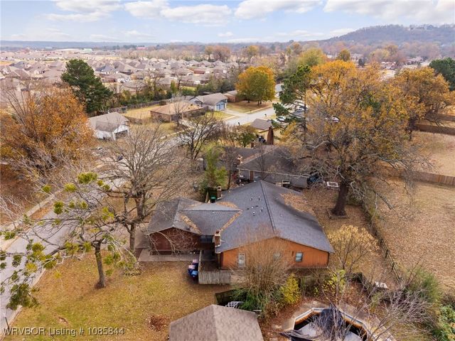 3426, 3424 Bryn Mawr Circle, Fort Smith, AR 72908