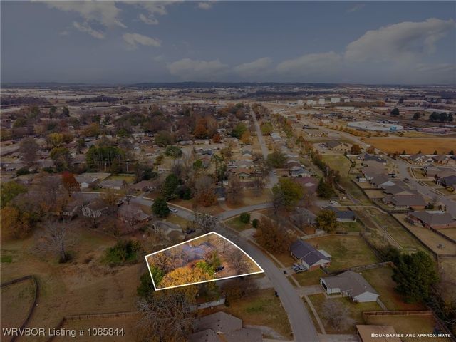 3426, 3424 Bryn Mawr Circle, Fort Smith, AR 72908