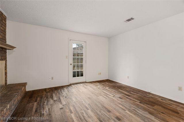 3426, 3424 Bryn Mawr Circle, Fort Smith, AR 72908