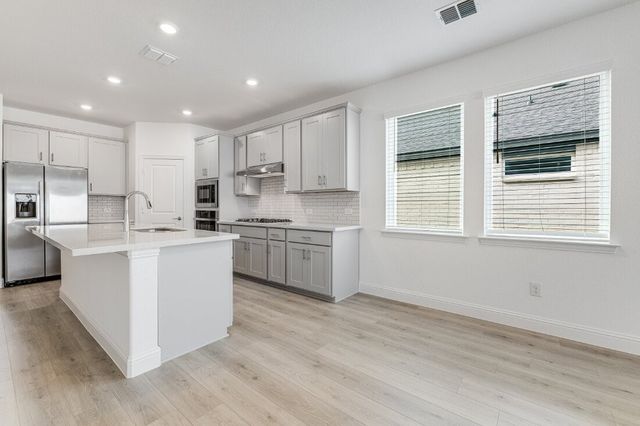 1432 Mustang Canyon Drive, Fort Worth, TX 76052