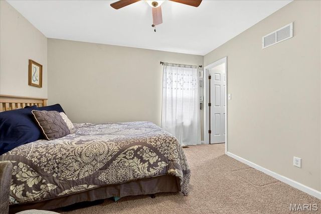 208 Candice Way, St Peters, MO 63376